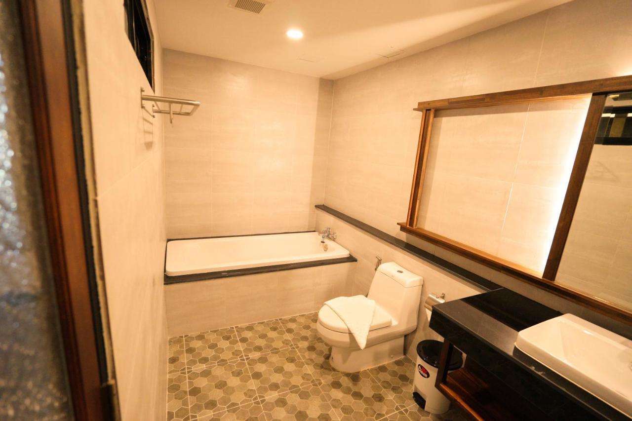 Anika Boutique Hotel Чиангмай Екстериор снимка