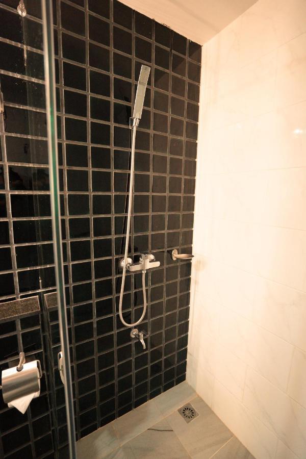 Anika Boutique Hotel Чиангмай Екстериор снимка