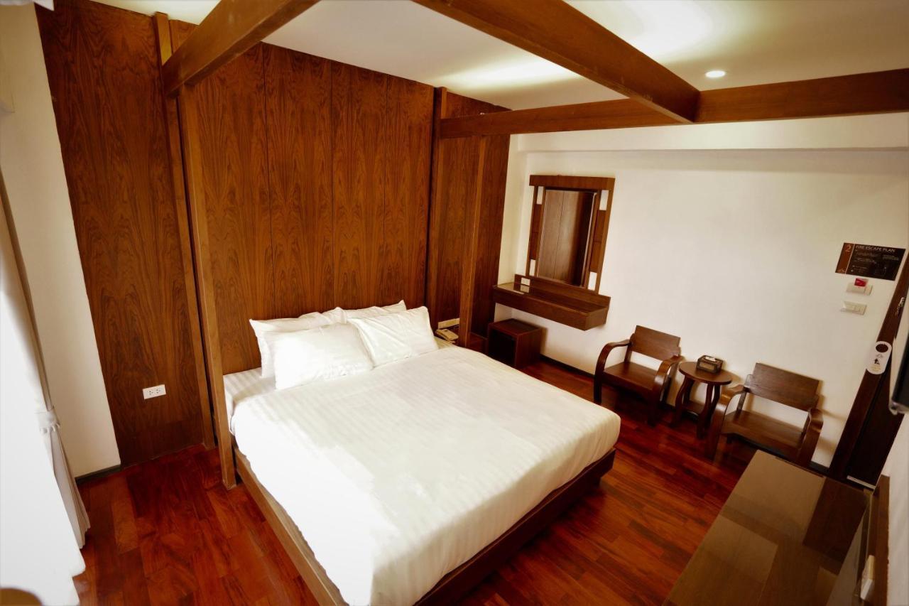 Anika Boutique Hotel Чиангмай Екстериор снимка